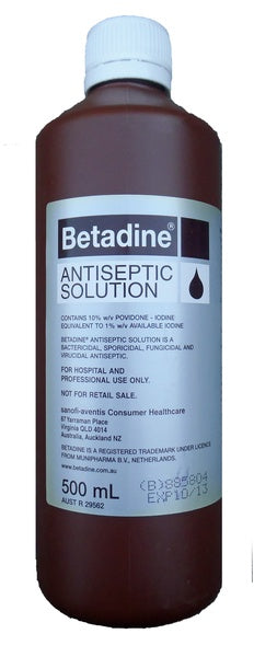 Betadine solution 500mL - Equine Wound Care